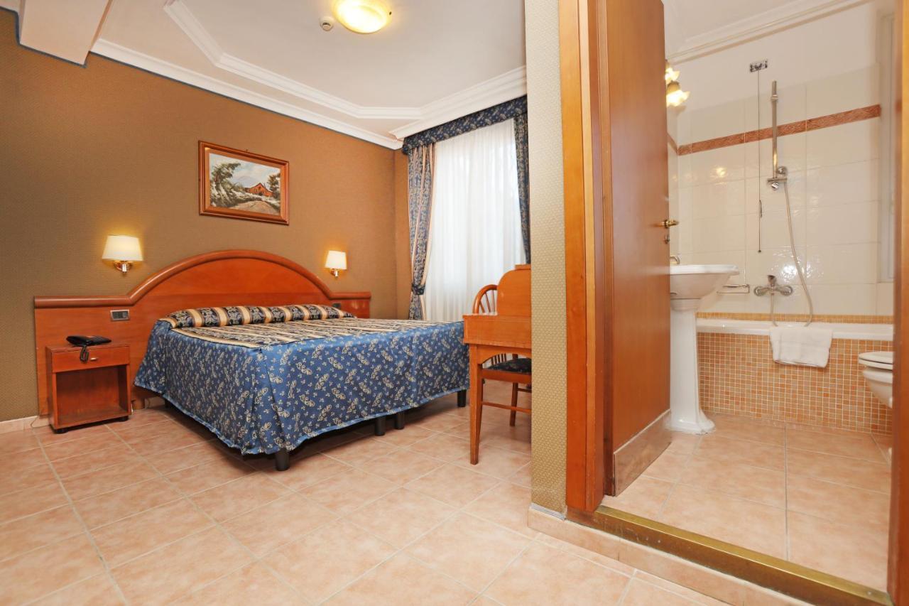 Hotel Rimini Eksteriør billede