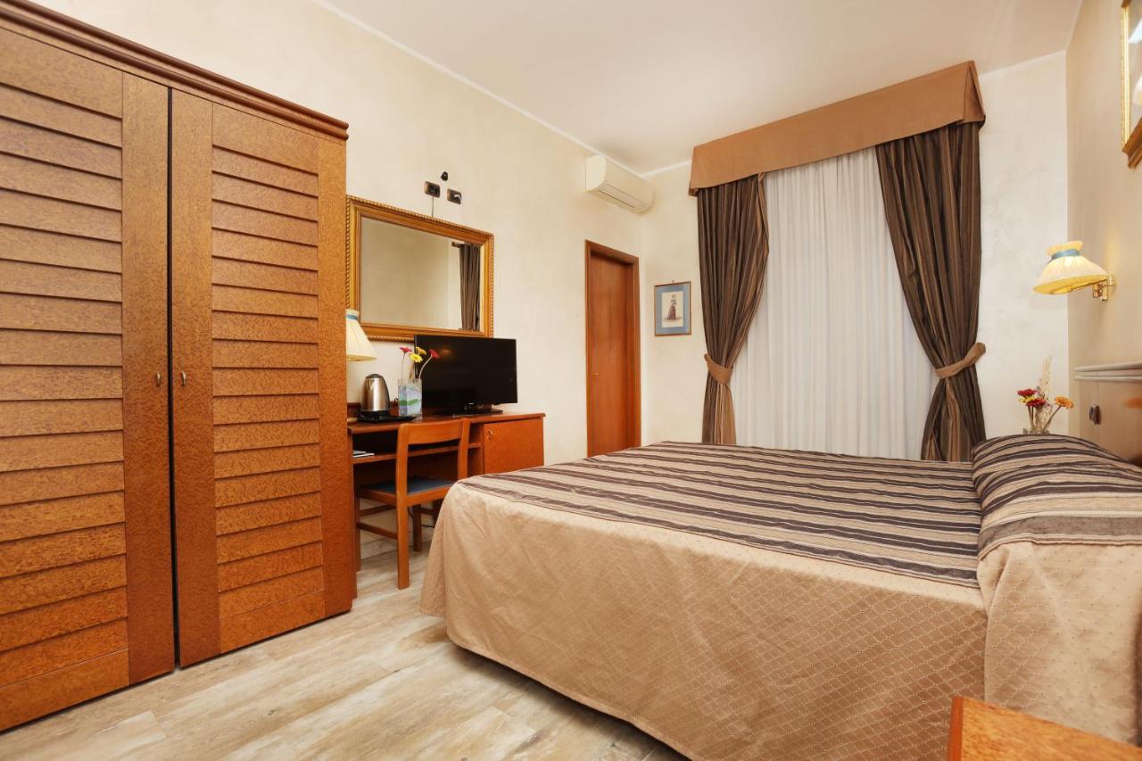 Hotel Rimini Eksteriør billede